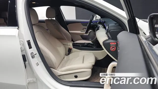 Mercedes-Benz A-Class W177 — Фото автомобиля 16