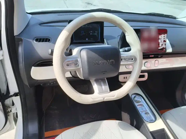 Changan Lumin — Фото автомобиля 10