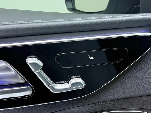 Mercedes-Benz C-Class — Фото автомобиля 17