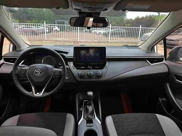 Toyota Corolla — Фото автомобиля 7