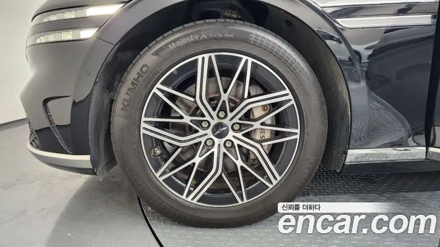 Genesis G90 RS4 — Фото автомобиля 5