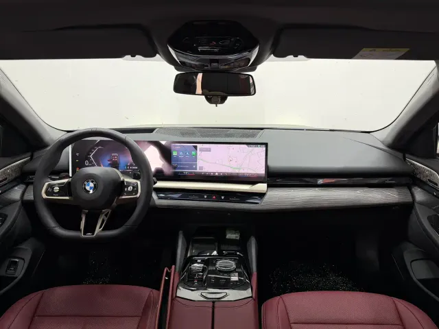 BMW 5 Series — Фото автомобиля 5