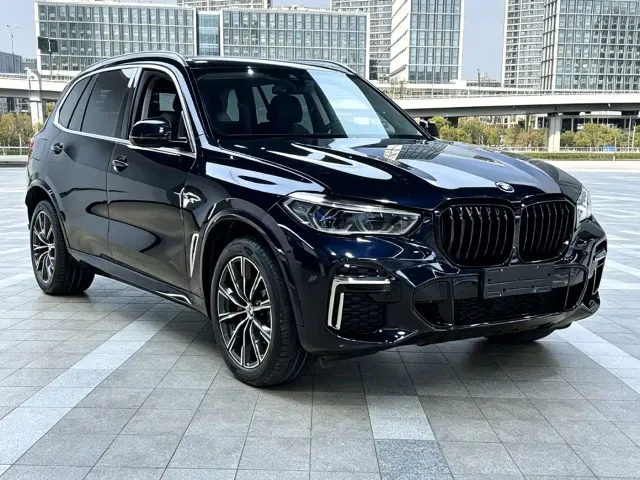 BMW X5 — Фото автомобиля 3