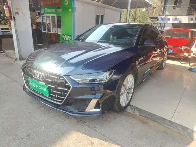 Фотография автомобиля — Audi A7L