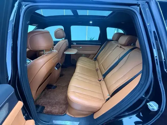 Aito M7 — Фото автомобиля 7