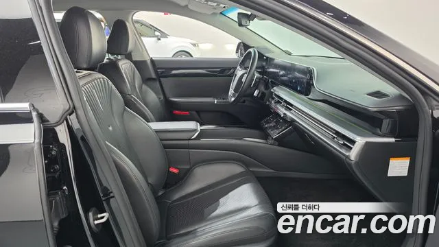 Hyundai Grandeur GN7 — Фото автомобиля 16