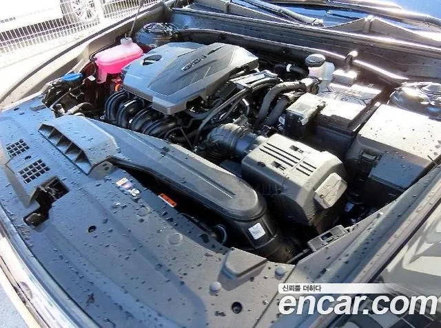 Hyundai Grandeur Grandeur (GN7) 2.5 Бензин 2WD — Фото автомобиля 19