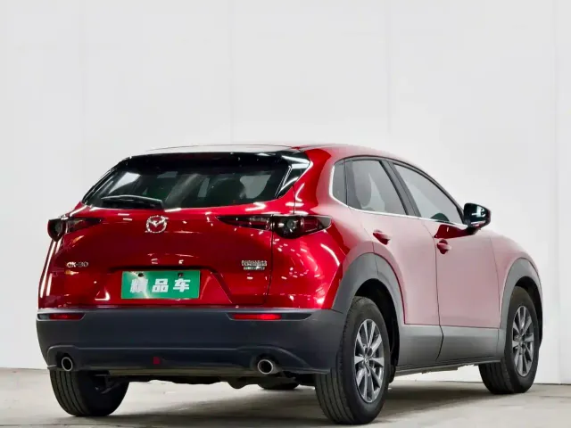 Mazda CX-30 — Фото автомобиля 4