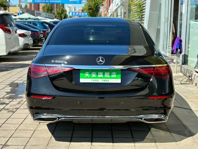 Mercedes-Benz S-Class — Фото автомобиля 9