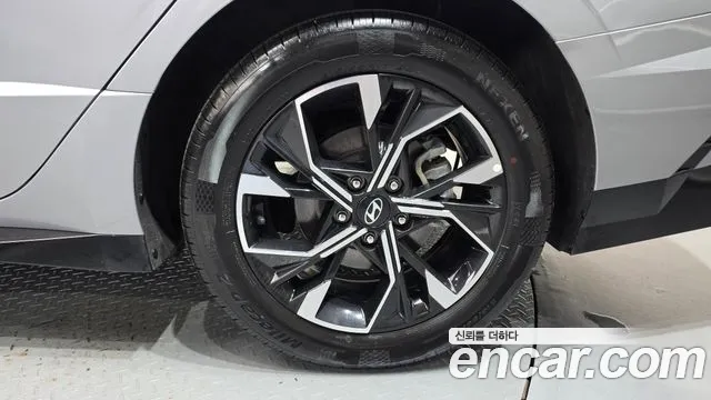 Hyundai Sonata — Фото автомобиля 5