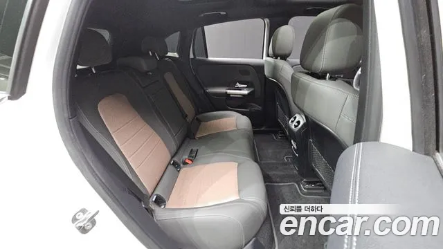 Mercedes-Benz EQA H243 — Фото автомобиля 18
