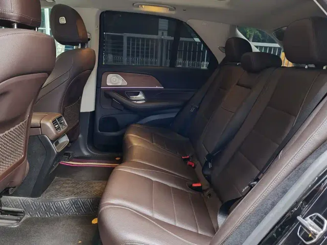 Mercedes-Benz GLE-Class — Фото автомобиля 10