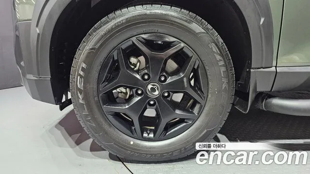 KG_Mobility_Ssangyong Rexton Новый Rexton Sport Khan Дизель 2.2 4WD — Фото автомобиля 4