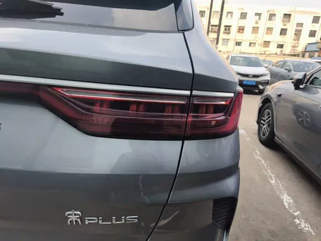 BYD Song PLUS PHEV 2021 DM-i 110KM Flagship — Фото автомобиля 7