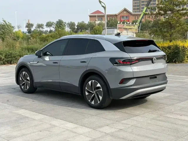 Volkswagen ID.4 Crozz — Фото автомобиля 3