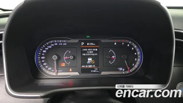 Hyundai Tucson Tucson (NX4) Бензин 1.6 турбо 2WD — Фото автомобиля 8