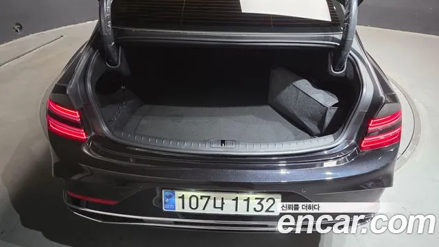 Genesis G80 Бензин 2.5 турбо 2WD — Фото автомобиля 30