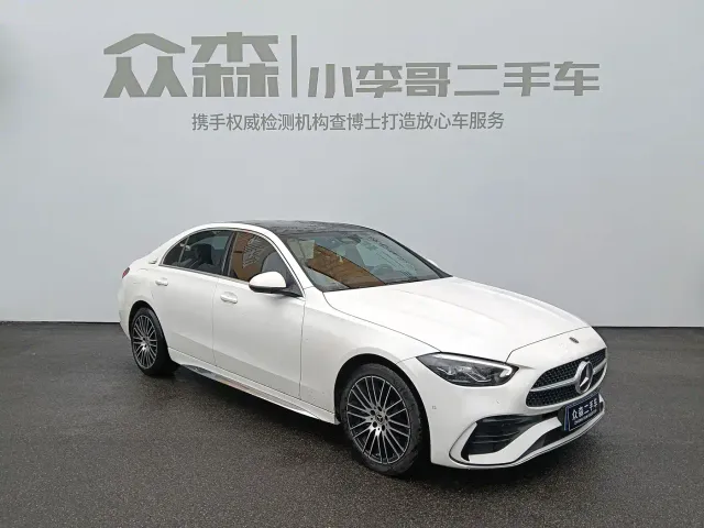 Mercedes-Benz C-Class — Фото автомобиля 3