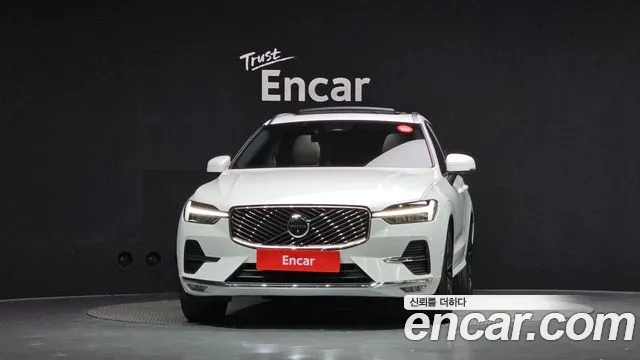 Volvo XC60 Generation 2 — Фото автомобиля 3
