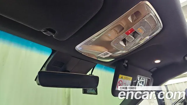 Genesis GV70 — Фото автомобиля 27