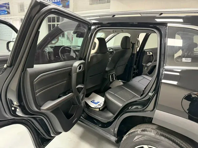 Haval Big Dog — Фото автомобиля 10