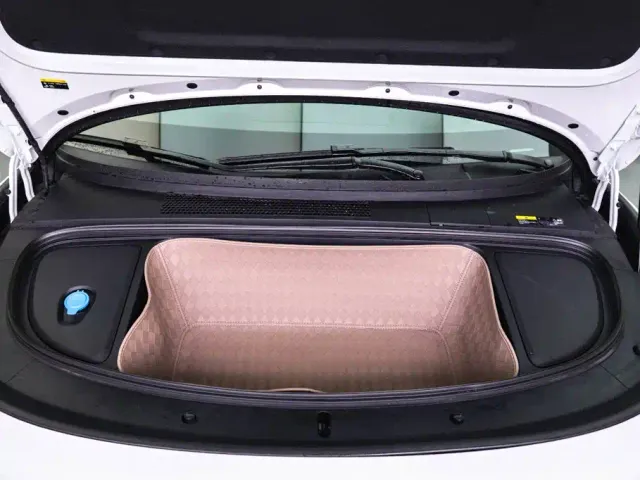 Li Auto i6 — Фото автомобиля 27