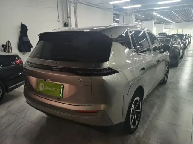 GAC Aion Y — Фото автомобиля 6