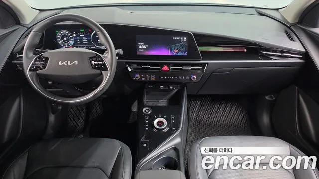 Kia Niro Niro (New) — Фото автомобиля 10