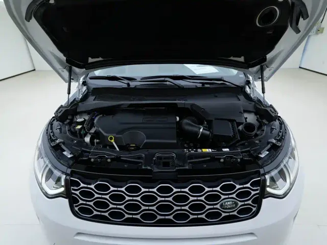Land Rover Discovery Sport — Фото автомобиля 9