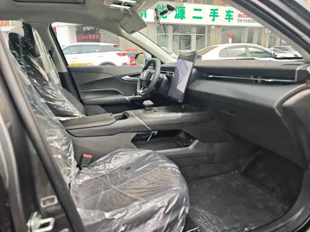Changan Eado — Фото автомобиля 11