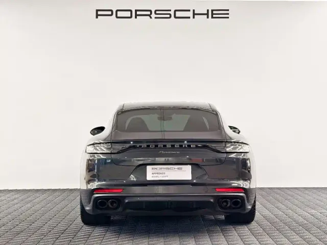Porsche Panamera — Фото автомобиля 3