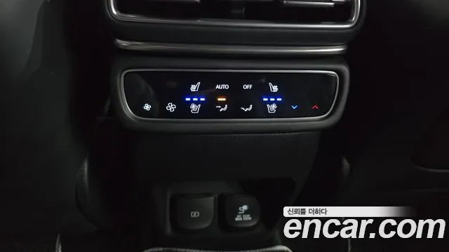 Genesis GV80 — Фото автомобиля 20