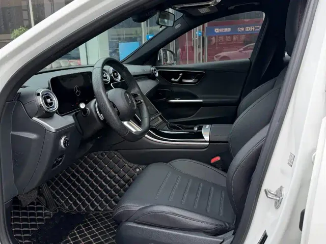 Mercedes-Benz C-Class — Фото автомобиля 10