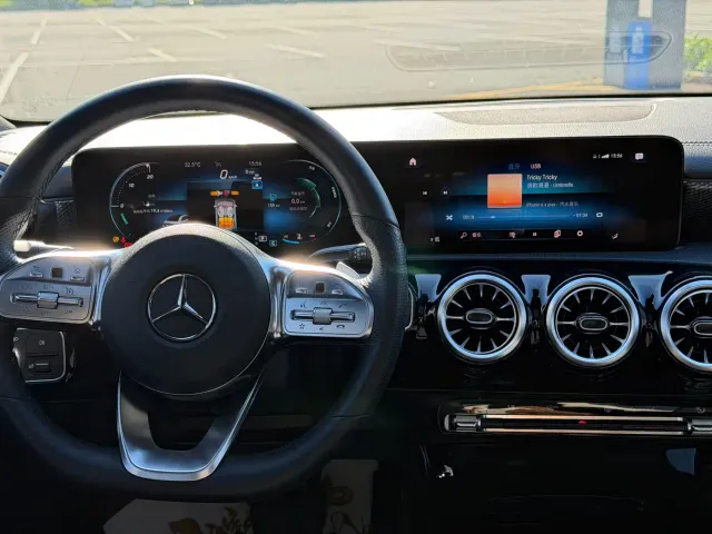 Mercedes-Benz A-Class — Фото автомобиля 15