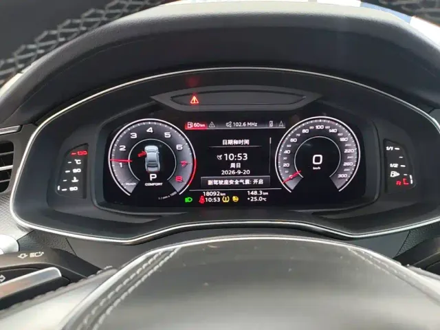 Audi A7L — Фото автомобиля 11