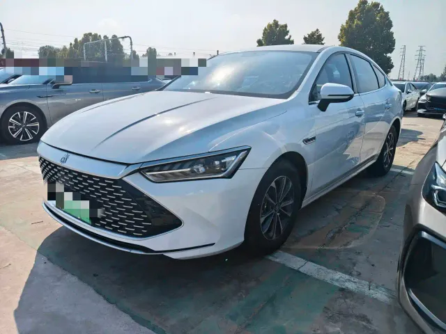 Фотография автомобиля — BYD Qin PLUS