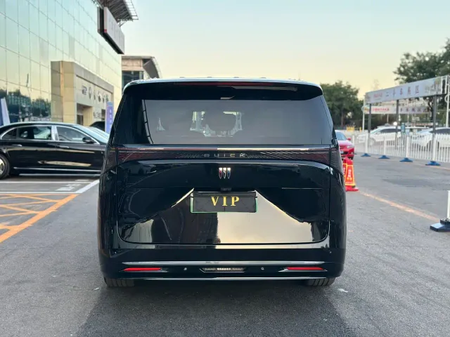 Buick Zhijing Shijia — Фото автомобиля 6