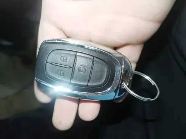 Maxus G10 — Фото автомобиля 8