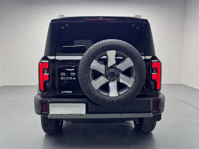 BAIC BJ40 — Фото автомобиля 12