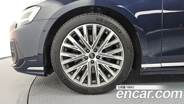 Audi A8 55 TFSI quattro Premium LWB — Фото автомобиля 5