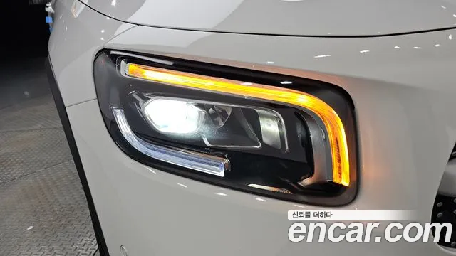 Mercedes-Benz GLB-Class — Фото автомобиля 19