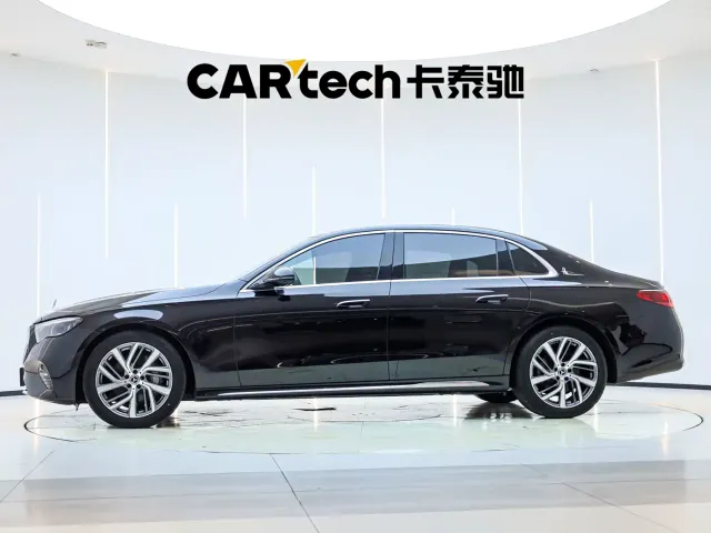 Mercedes-Benz E-Class — Фото автомобиля 8