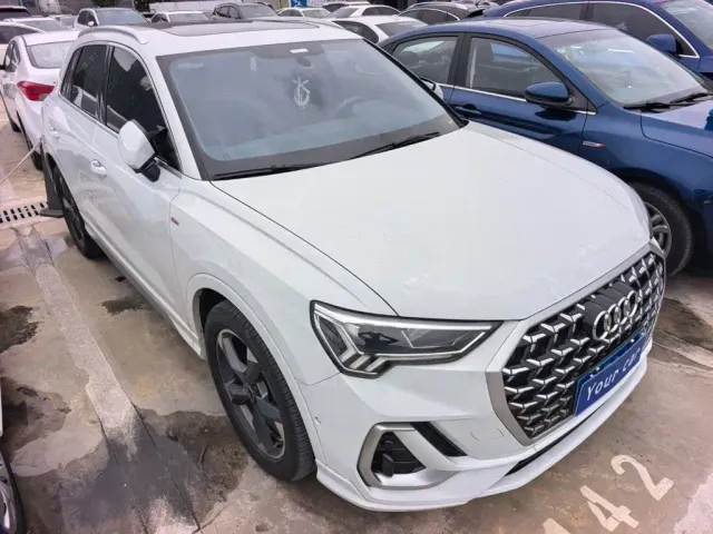 Audi Q3 — Фото автомобиля 3