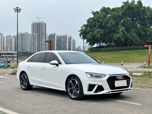 Audi A4L — Фото автомобиля 8