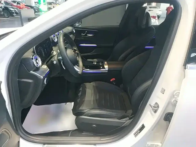 Mercedes-Benz C-Class — Фото автомобиля 14