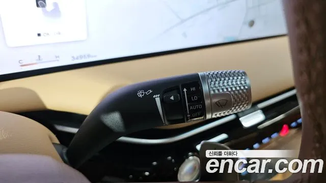 Genesis G80 Бензин 2.5 турбо AWD — Фото автомобиля 30