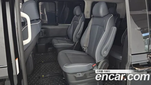 Hyundai Staria — Фото автомобиля 11