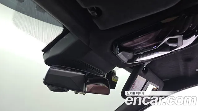 BMW i7 G70 — Фото автомобиля 26