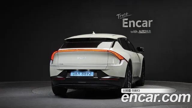 Kia EV6 — Фото автомобиля 4