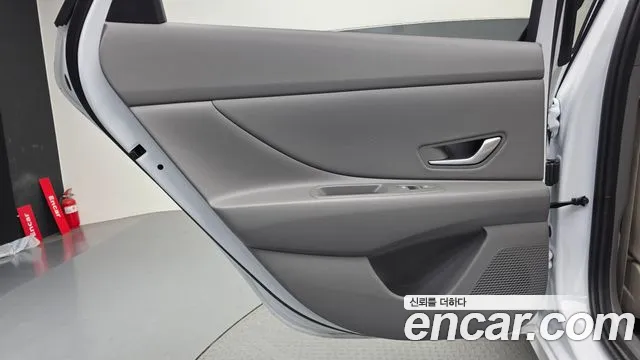 Hyundai AVANTE — Фото автомобиля 8